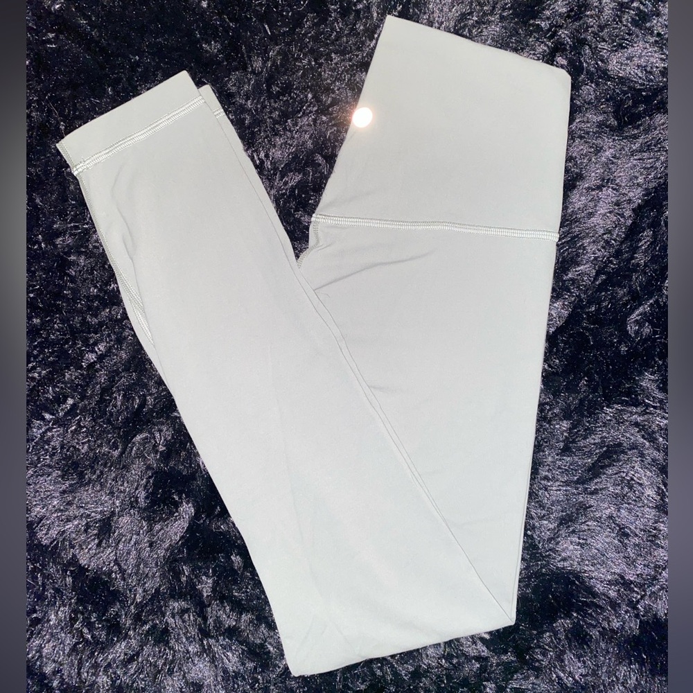 Lululemon Athletica Align High-Rise Pant 25” Pastel Green - Size 4